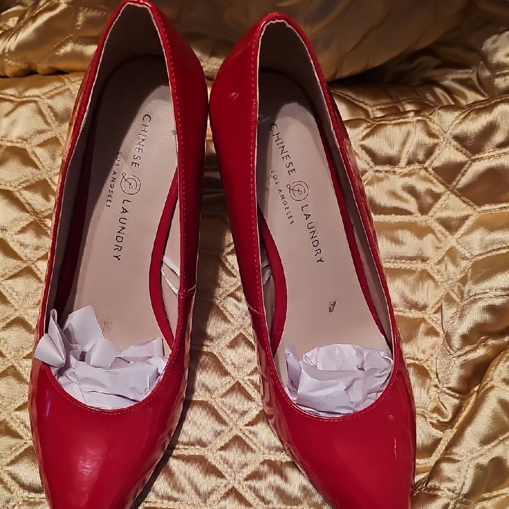 Chinese Laundry Red Women's Shoes - Size 10